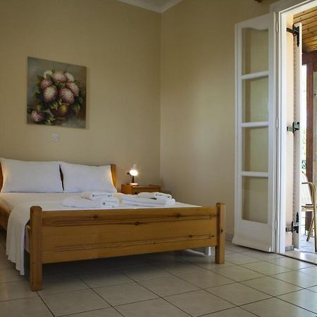 Kantouni Apartments Свороната Экстерьер фото